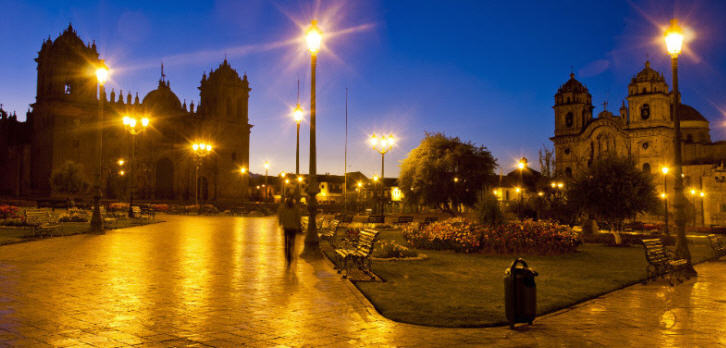 Die Hauptstadt Lima ist das ganze Jahr über eine wahre Hochburg des guten Essens und Trinkens