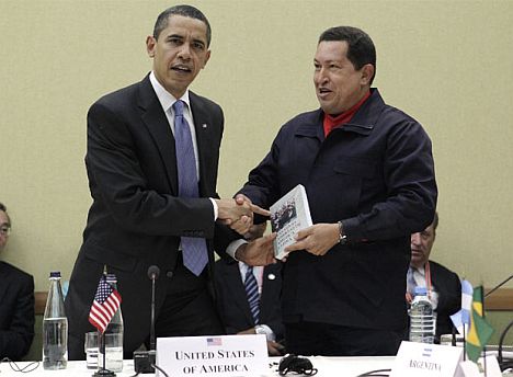 Hugo_Chavez_Barack_Obama