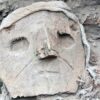 Dutzende Mumien mit Holzmasken in Peru gefunden